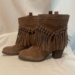 Sbicca Brown Suede Fringe Heeled Boots